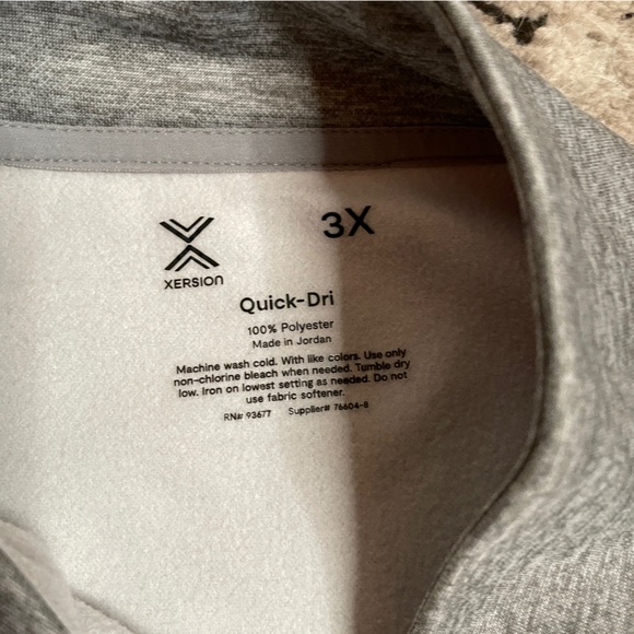 Version Gray Long Sleeve 3X Sweatshirt with pockets and Thumb holes, turtleneck - Picture 4 of 8